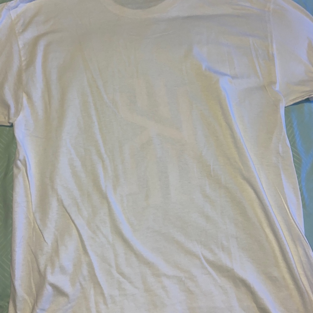NWOT Kyrie Rainbow Logo T, Lg🏀 - Picture 3 of 4